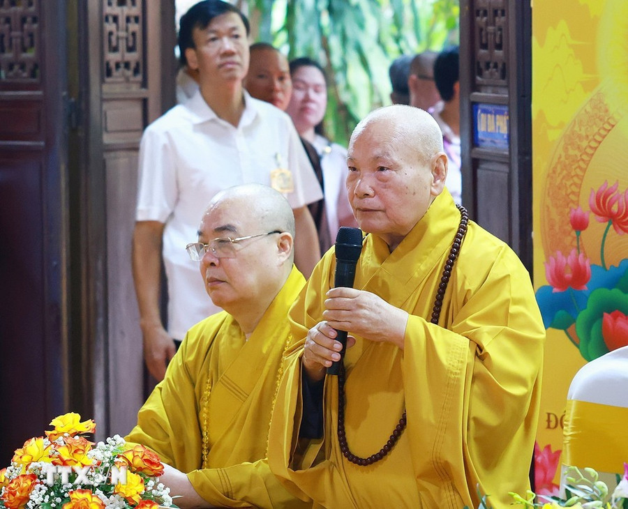 Trưởng lão Hòa thượng Thích Thiện Nhơn - Phó Pháp chủ, Chủ tịch Hội đồng Trị sự Trung ương Giáo hội Phật giáo Việt Nam phát biểu. (Ảnh: Dương Giang/TTXVN) Trưởng lão Hòa thượng Thích Thiện Nhơn - Phó Pháp chủ, Chủ tịch Hội đồng Trị sự Trung ương Giáo hội Phật giáo Việt Nam phát biểu. (Ảnh: Dương Giang/TTXVN)