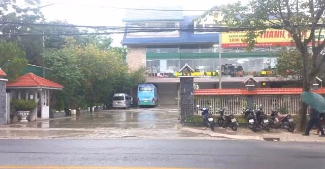 Bến xe Thành Bưởi số 5 Lữ Gia thông qua đường Phan Chu Trinh (TP.Đà Lạt) chụp tháng 10.2023. Ảnh: GIA BÌNH