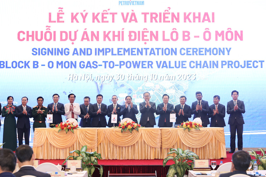 Petrovietnam và các đối tác tiến hành ký kết các văn bản quan trọng - Ảnh: VGP/Nhật Bắc Petrovietnam và các đối tác tiến hành ký kết các văn bản quan trọng - Ảnh: VGP/Nhật Bắc