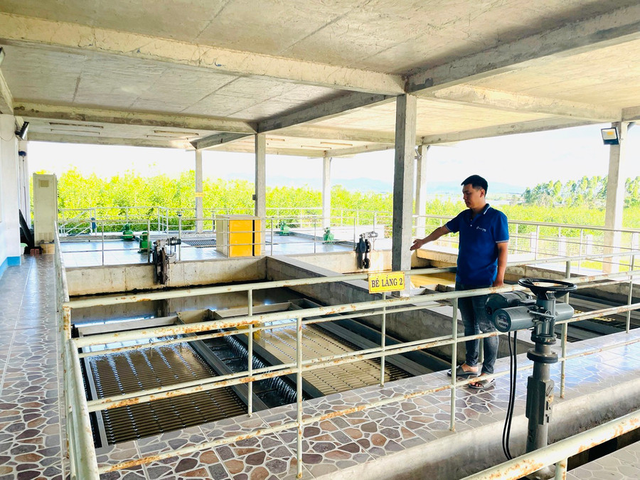 Hệ thống xử lý nước sinh hoạt của Công ty cổ phần Nước Sài Gòn-An Khê. Ảnh: H.T Hệ thống xử lý nước sinh hoạt của Công ty cổ phần Nước Sài Gòn-An Khê. Ảnh: H.T