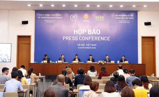 Quang cảnh buổi họp báo. (Ảnh: Phạm Kiên/TTXVN)