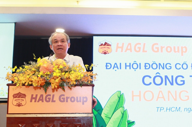 Bầu Đức trả lời cổ đông ngày 10-5. Bầu Đức trả lời cổ đông ngày 10-5.