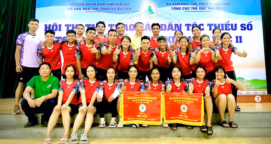 Nhiều năm qua, học sinh Trường THPT Nguyễn Chí Thanh luôn đạt được nhiều thành tích cao khi tham gia các giải thi đấu thể thao trong tỉnh và cấp quốc gia. Ảnh: Mộc Trà