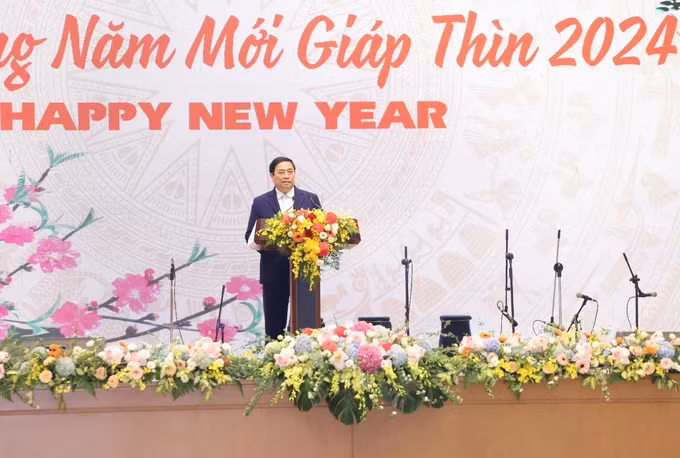 Thủ tướng cho rằng, bước sang năm 2024, tình hình thế giới và khu vực được dự báo tiếp tục diễn biến phức tạp, khó lường; nhưng hòa bình, hợp tác và phát triển vẫn là dòng chảy chủ đạo, là xu thế lớn, khát vọng chung của nhân loại. (Ảnh: Quang Phúc/SGGPO)