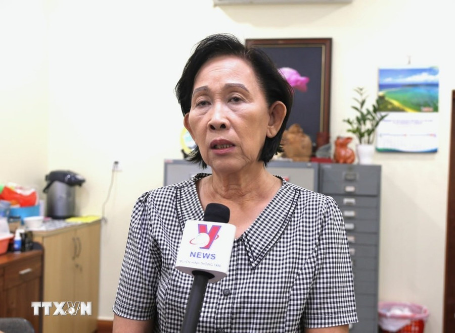 Bà Phạm Thanh Thủy, Phó Chủ tịch Hội Khmer-Việt Nam tại Campuchia, bày tỏ tình cảm kính trọng và tiếc thương vô hạn của cộng đồng người gốc Việt tại Campuchia đối với Tổng Bí thư Nguyễn Phú Trọng. (Ảnh: Hoàng Minh/TTXVN) Bà Phạm Thanh Thủy, Phó Chủ tịch Hội Khmer-Việt Nam tại Campuchia, bày tỏ tình cảm kính trọng và tiếc thương vô hạn của cộng đồng người gốc Việt tại Campuchia đối với Tổng Bí thư Nguyễn Phú Trọng. (Ảnh: Hoàng Minh/TTXVN)