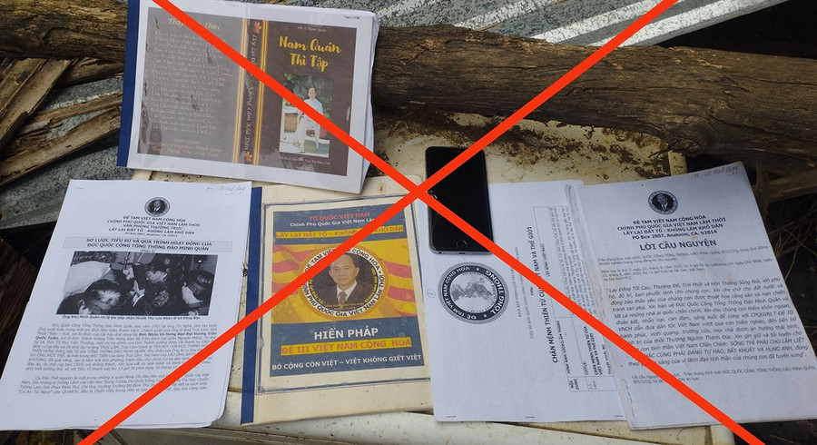 Các chứng cứ liên quan đến tổ chức phản động “CPQGVNLT” và đối tượng Đào Minh Quân thu được từ máy tính cá nhân của Phan Thị Thảo. Ảnh: Nguyễn Hữu Các chứng cứ liên quan đến tổ chức phản động “CPQGVNLT” và đối tượng Đào Minh Quân thu được từ máy tính cá nhân của Phan Thị Thảo. Ảnh: Nguyễn Hữu