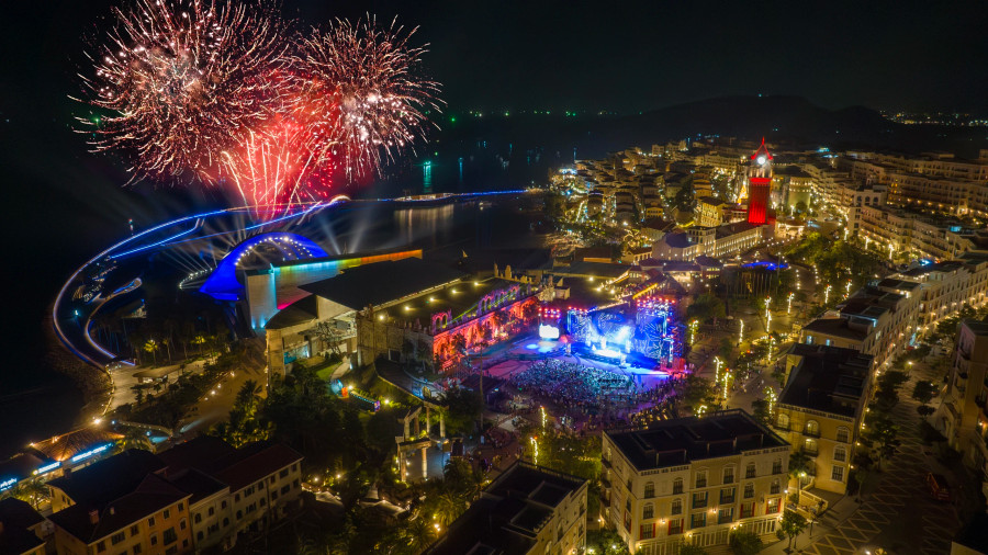 Thị trấn Sunset Town, Phú Quốc bừng sức sống dịp tết này Thị trấn Sunset Town, Phú Quốc bừng sức sống dịp tết này