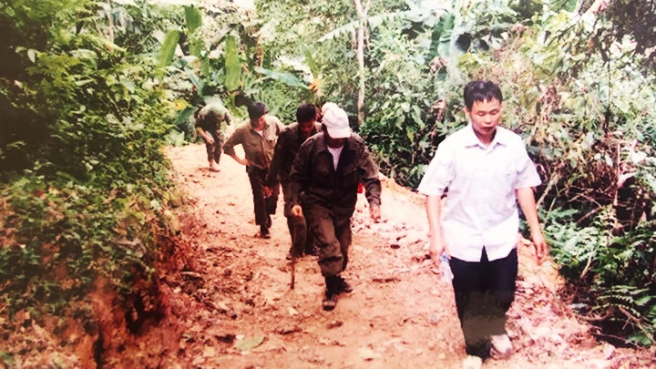 Đoàn khảo sát cắm mốc biên giới Hà Giang. Ảnh: NHÂN VẬT CUNG CẤP Đoàn khảo sát cắm mốc biên giới Hà Giang. Ảnh: NHÂN VẬT CUNG CẤP