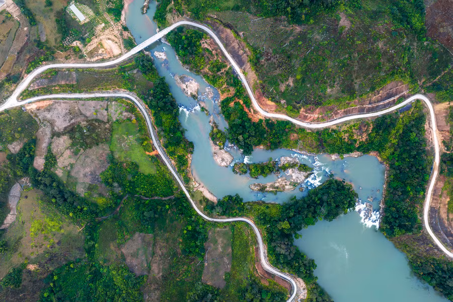 Khu vực thác Rô Sia (xã Đăk Tăng) nơi đầu nguồn của lòng hồ thủy điện Thượng Kon Tum.