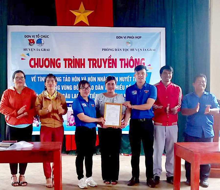 Ra mắt CLB “Tiền hôn nhân” xã Ia Bă (huyện Ia Grai). Ảnh đơn vị cung cấp