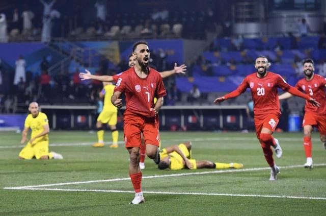 Đội tuyển Bahrain (áo đỏ) Đội tuyển Bahrain (áo đỏ)