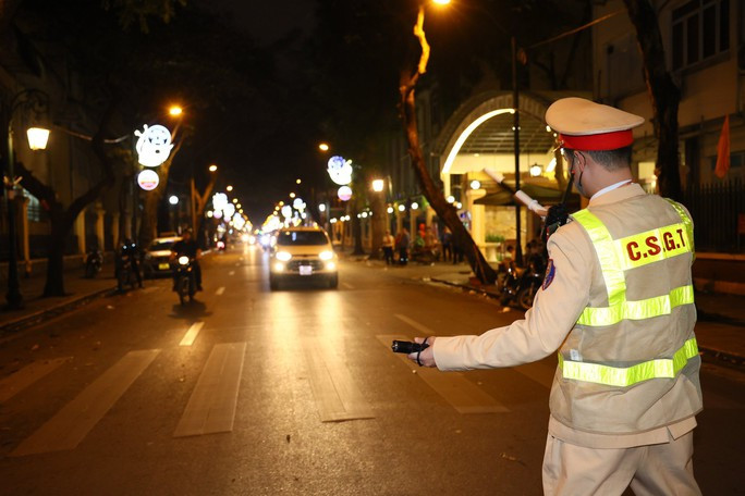 232 cán bộ, công chức vi phạm nồng độ cồn - Ảnh 1. Hơn 232 cán bộ, công chức vi phạm nồng độ cồn. Ảnh: Cục CSGT