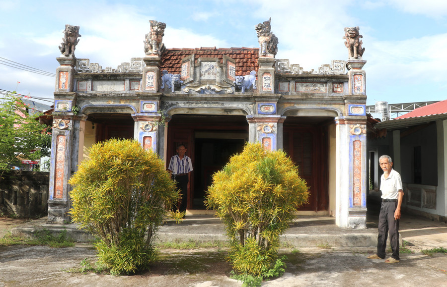 Trải qua trăm năm với biết bao thăng trầm lịch sử nhưng miếu An Tân (phường An Khê) vẫn giữ được kiến trúc truyền thống độc đáo. Ảnh: Ngọc Minh trai-qua-tram-nam-voi-biet-bao-thang-tram-lich-su-nhung-mieu-an-tan-phuong-an-khe-van-giu-duoc-kien-truc-truyen-thong-doc-dao-anh-ngoc-minh.jpg