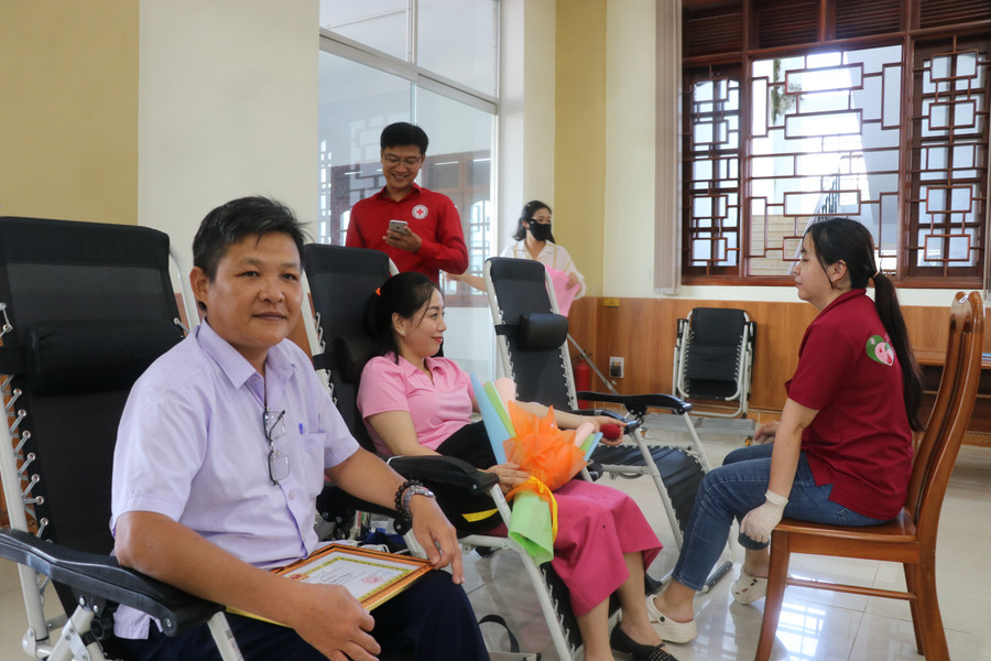 Đợt 1 năm 2025, Ban Chỉ đạo vận động hiến máu tình nguyện thị xã An Khê thu được 206 đơn vị máu an toàn. Ảnh: Ngọc Minh img-6337.jpg