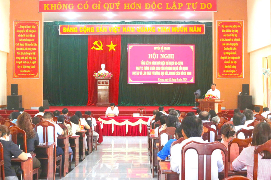 Quang cảnh hội nghị. Ảnh: Hà Duyệt d322a0c97ba1ceff97b0.jpg