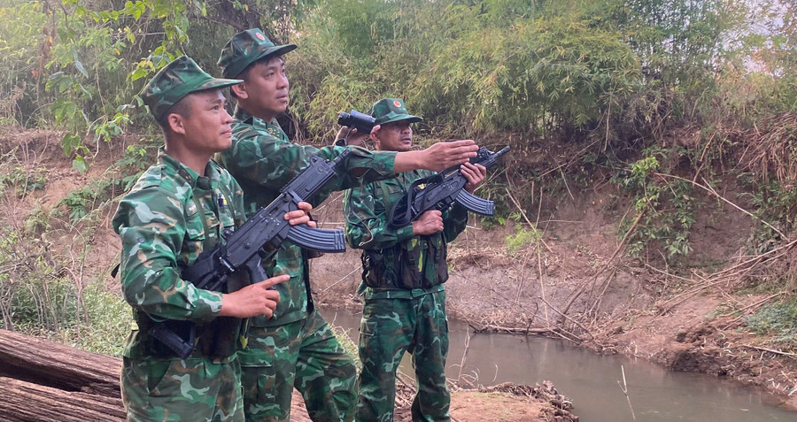 Đồn Biên phòng Ia Pnôn tuần tra trên khu vực biên giới. Ảnh: T.N bp-ia-pnon-kiem-tra-bien-gioi.jpg
