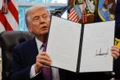 Tổng thống Trump gây sốc với kế hoạch hồi sinh Bộ Chiến tranh của Mỹ