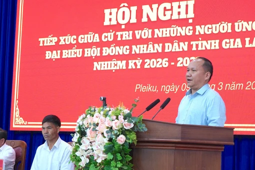 Các ứng cử viên đại biểu HĐND tỉnh Gia Lai tiếp xúc cử tri phường Pleiku