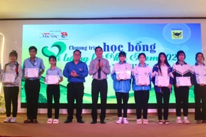 “Tiếp sức đến trường” cho học sinh, sinh viên Gia Lai