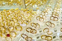 Vàng miếng ngày 9-7 giảm 400.000 đồng/lượng, rơi khỏi mốc 121 triệu đồng