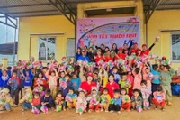 Nhóm thiện nguyện Trái tim nhân ái: Cầu nối gắn kết yêu thương