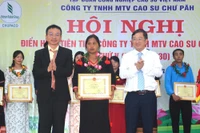 Công ty Cao su Chư Păh tuyên dương 60 cá nhân điển hình tiên tiến