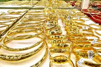 Ngày 11-6, giá vàng tăng vọt, vàng miếng ở mức 118,8 triệu đồng/lượng