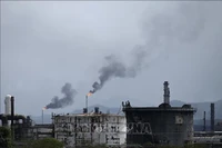 Mỹ nới lỏng cấm vận, cho phép tái xuất khẩu dầu Venezuela sang Cuba