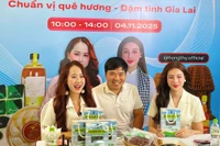 Các TikToker livestream quảng bá 20 sản phẩm OCOP tiêu biểu của tỉnh Gia Lai.