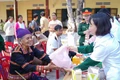 Khám bệnh, cấp thuốc miễn phí và tặng quà tại xã biên giới Ia Mơ