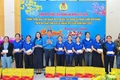 Phó Chủ tịch Tổng LĐLĐ Việt Nam Huỳnh Thanh Xuân trao 100 suất quà Tết cho đoàn viên, người lao động ở Gia Lai