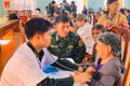 Khám, cấp thuốc miễn phí cho gần 300 lượt người dân xã biên giới Ia Dom