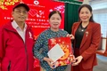 Phó Chủ tịch HĐND tỉnh Huỳnh Thúy Vân tặng quà Tết tại 2 xã Canh Liên và Vân Canh