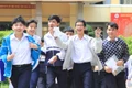 Thí sinh nỗ lực tranh suất vào lớp 10 Trường THPT chuyên Hùng Vương