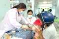 Lấy máu xét nghiệm cho trẻ tại Trường Mầm non An Lão