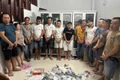 Gia Lai: Bắt quả tang 25 đối tượng đánh bạc dưới hình thức xóc bầu cua