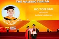 Trường Đại học FPT trao bằng tốt nghiệp đại học năm 2025 cho 300 sinh viên khóa đầu tiên tại cơ sở Quy Nhơn.