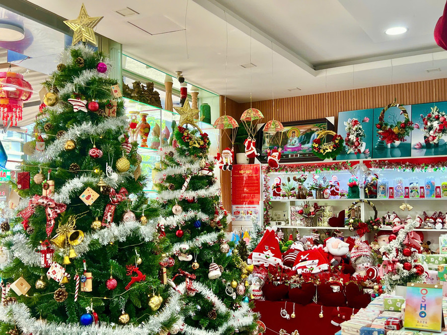 thi-truong-noel-8.jpg