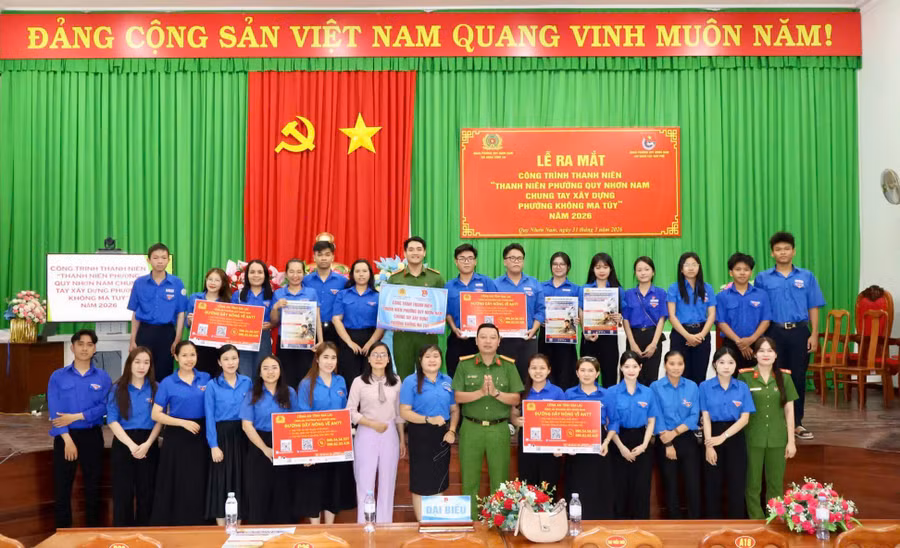 ra-mat-cong-trinh-thanh-nien-quy-nhon-nam-chung-tay-xay-dung-phuong-khong-ma-tuy-1.jpg
