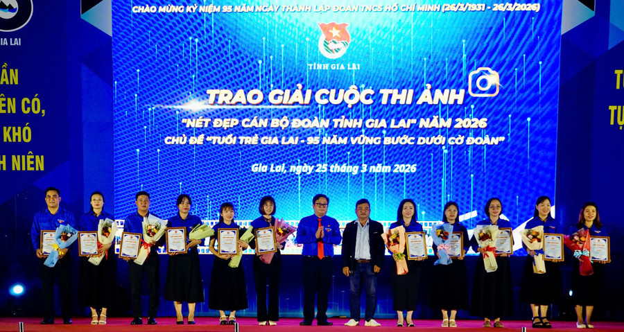 tinh-doan-gia-lai-to-chuc-le-ky-niem-95-nam-thanh-lap-doan-10.jpg