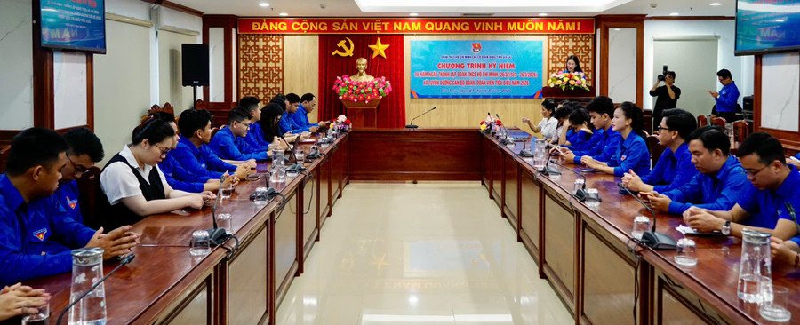 ky-niem-95-nam-thanh-lap-doan-1.jpg