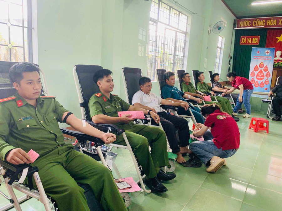 Ngày hội hiến máu tình nguyện năm 2025 thu được 211 đơn vị máu an toàn. Ảnh: CTV hien-mau.jpg