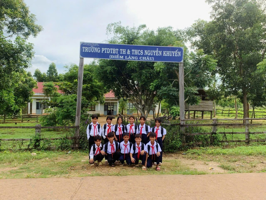 Trường Phổ thông Dân tộc Bán trú Tiểu học và THCS Nguyễn Khuyến trước khi được nâng cấp, sửa chữa. Ảnh: ĐVCC truong-pho-thong-dan-toc-ban-tru-tieu-hoc-va-thcs-nguyen-khuyen-truoc-khi-duoc-nang-cap-anh-dvcc.jpg