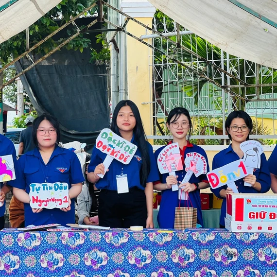 Gia Lai: Hơn 900 tình nguyện viên tham gia chương trình “Tư vấn-Tiếp sức mùa thi” năm 2025