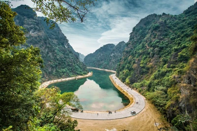 Những điểm "check-in" hè thú vị cho tín đồ du lịch