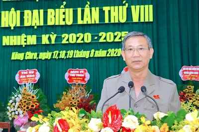 Ông Phan Văn Trung được bầu giữ chức Bí thư Huyện ủy Kông Chro khóa VIII