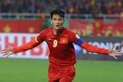 Lê Công Vinh tranh giải bàn thắng đẹp nhất lịch sử Asian Cup