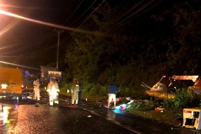 Tai nạn trên đèo Chuối: Xe tải đấu đầu xe thư báo, 1 người tử vong