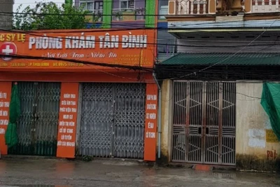 Bắt giam bà nội đầu độc cháu trai bị bại não bằng sữa pha thuốc diệt chuột