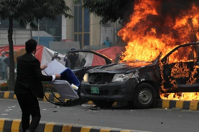 Cảnh sát truy tìm cháu trai Thủ tướng Pakistan